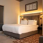 Western 4*