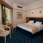 Western 4* إزمير