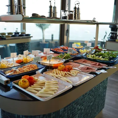 Western Hotell 4*
