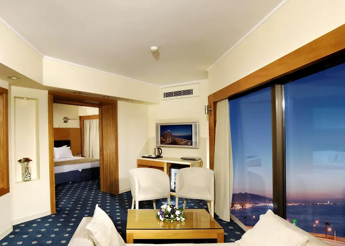 Western 4* İzmir
