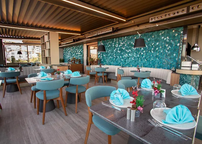 Western Hotel 4*