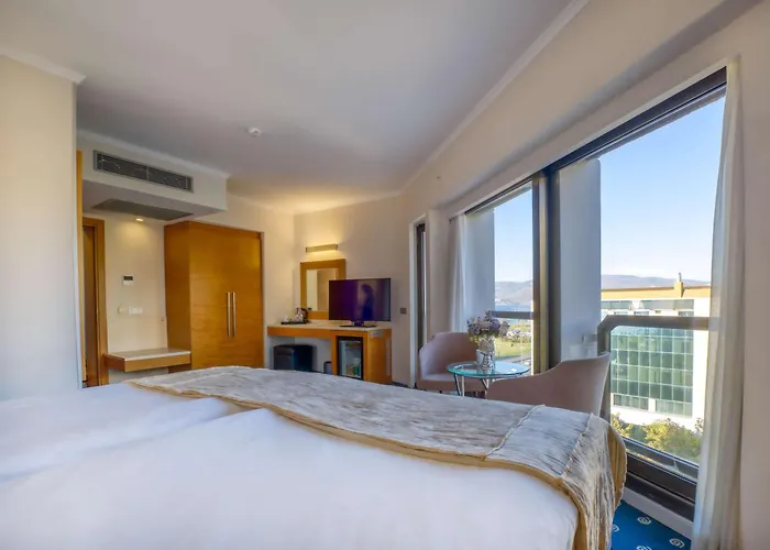 Western 4* İzmir