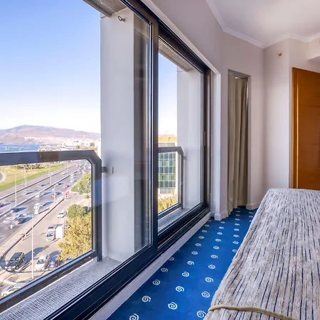 Western Hotel 4*