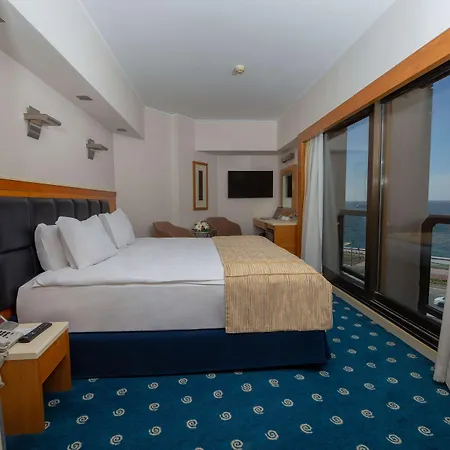 Western Hotel 4*